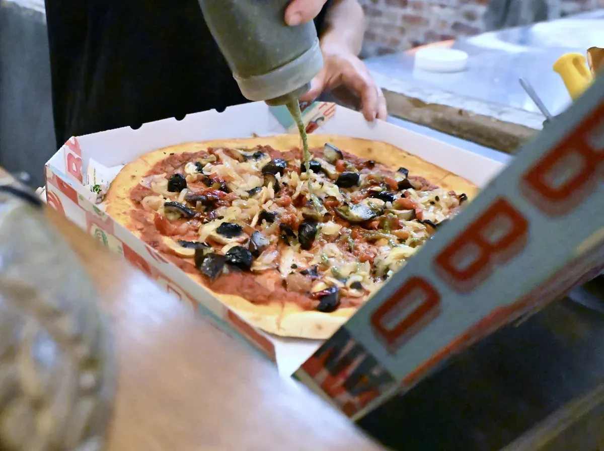 Pizza prête pour la livraison à la Blancarde, Marseille 13004